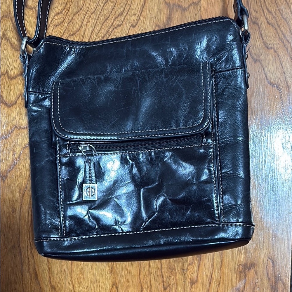 Chic Black Leather Shoulder Bag